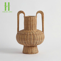 Meilleure Vente : Urne Vase en Rotin Tressé Artisanal Écologique Rustique sur Pied pour Fleurs Séchées, Décoration de Table, OEM Vietnam HNH Craft