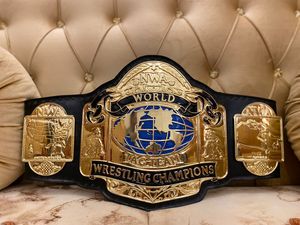 Médailles et récompenses de trophées de ceintures de championnat personnalisées-Symbole ultime de la victoire Excellence dans les accessoires de mode - Product Image 2