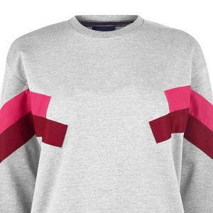 Dernier modèle de sweat-shirt pour femmes en tissu doux Logo personnalisé Sweatshirts unis à manches longues vierges pour femmes - Product Image 4