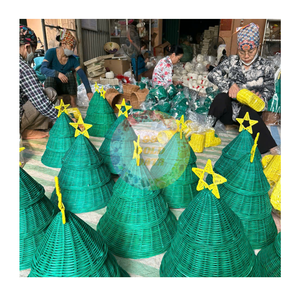 Adornos navideños coloridos de mimbre, decoración colgante de árbol hecha a mano, accesorios rústicos de vacaciones para decoración de temporada - Product Image 1