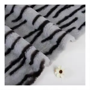 Kain mainan mewah cetak pola garis harimau kain mewah grosir dicetak bulu kelinci buatan Musim Dingin/mainan/pakaian