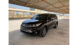 รถยนต์มือสอง โตโยต้า ไฮแลนเดอร์ ปี 2021 รุ่น SUV ขับเคลื่อน 4 ล้อ ระบบ AWD พร้อมระบบควบคุมความเร็วอัตโนมัติ ACC เบาะหนัง เครื่องยนต์ 4.5 ลิตร ล้อแม็ก R18 น้ำมันเบนซิน เกียร์อัตโนมัติ ไฟหน้า LED แบบพาโนรามาด้านซ้าย - Product Image 3