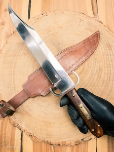 BOWIE Knife "The Main event" สแตนเลส, ตัดด้านหลัง, ด้ามจับไม้ชิงชันและแผ่นทองเหลือง, ใบมีดคงที่, ภาพยนตร์, มีดล่าสัตว์