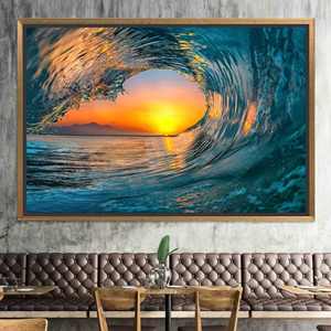 Impression sur toile Sunset Wave : élégante décoration murale de paysage marin, option verre trempé, toile encadrée dorée - Product Image 1