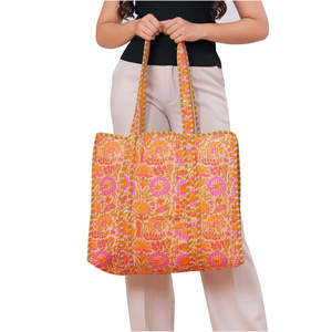 Sac fourre-tout en coton imprimé indien pour femmes, sac à bandoulière léger brodé, utilisation quotidienne estivale, matériau en nylon bon marché - Product Image 1