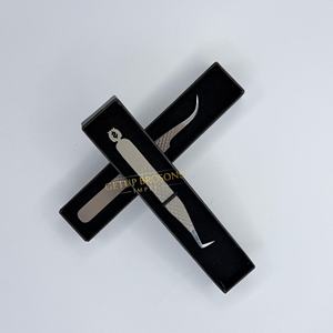 Pinzas Profesionales Curvadas de 90 Grados para Extensión de Pestañas, Acero Inoxidable con Recubrimiento en Polvo Color Piel, Punta Plateada, Herramienta de Belleza para Salón de Pestañas - Product Image 1