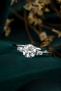 Vintage Classi Joyería Fina Platino CVD Diamante Estilo Clásico Anillo de Bodas - Product Image 2