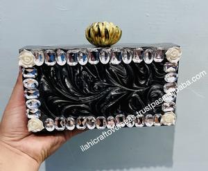 กระเป๋าคลัทช์ทำด้วยมือเป็นมิตรกับสิ่งแวดล้อมกระเป๋าคลัทช์ทันสมัยดีไซน์ด้วยความรักและนางฟ้า - Product Image 4