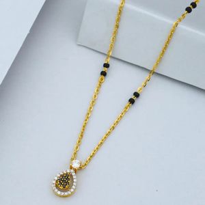 Collier Mangalsutra Teardrop Bloom pour femme, élégant pendentif floral, perles noires, bijoux traditionnels, cadeau de mariage tendance - Product Image 2