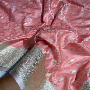 Sari en soie Mashru Katan Banarasi traditionnel très demandé, magnifiquement tissé, couleurs pestal, parfait pour votre prochaine entrée en scène lors d'une fête - Product Image 1