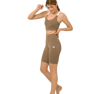 Shorts de yoga personnalisés fabriqués au Pakistan Shorts de yoga sans couture pour l'entraînement Shorts de yoga de la meilleure qualité - Product Image 5