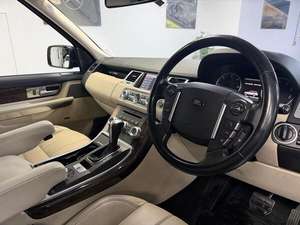 LAND ROVER RANGE ROVER SPORT 3.0 TD V6 2011 USADO, Volante a la Izquierda/Derecha - Product Image 2