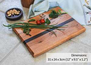 Planche à découper carrée en bois et plateau de service 12mm d'épaisseur Durable Durable Passe au lave-vaisselle - Product Image 2