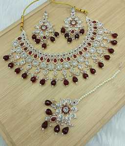 Luxury Indian Kundan Choker Necklace Set with Earrings and Maang Tikka Gold Plated <b>Pearl</b> <b>Jewelry</b> Set - Product Image 5