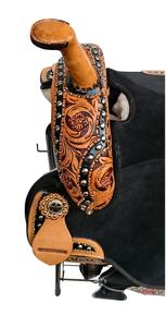 Selle Western pour cheval en cuir véritable de qualité supérieure avec arceau en fibre et bois, quincaillerie en acier inoxydable et laiton pour le barrel racing et l'équitation - Product Image 4