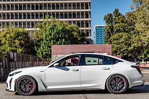 2023 Cadillac CT5-V Blackwing Edición 120 Aniversario Gasolina Bajo Kilometraje - Product Image 2