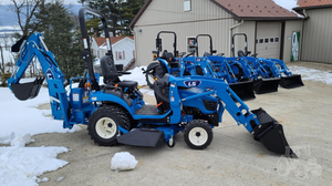 Tracteur utilitaire compact diesel bleu 20HP avec moteur Kohler pour usage agricole et de construction - Neuf - Product Image 2
