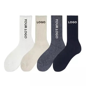 Uniforme de Fútbol al por Mayor con Logotipo Personalizado, Antideslizante, Transpirable, Ligero, 100% Poliéster, Diseño Deportivo para Hombre Adulto - Product Image 5