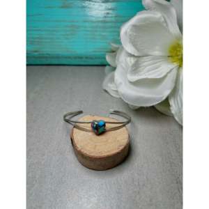 Navajo Handmade Mohave Turquoise & Sterling Silver Fashion Cuff Bracelet - Product Image 1