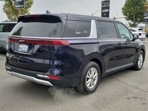 Kia Carnival LX FWD 2024 USADO - Product Image 3