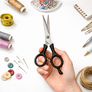 Ciseaux professionnels en acier inoxydable de 6,5 pouces – Pour droitiers - Product Image 6