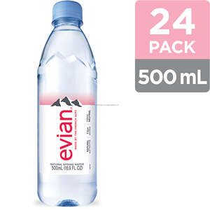 エビアンとフィジーの水に似たペットボトルのエビアンプレミアム品質スプリングミネラルウォーター精製水