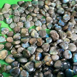 Grosir batu permata kuarsa kristal alami ukir tangan hati Labradorite kualitas tinggi hadiah penyembuhan bentuk hati untuk dijual