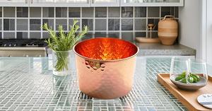 Bol décoratif en cuivre martelé de calibre lourd pur 100% en métal fait à la main de qualité supérieure écologique avec jante dorée de taille moyenne - Product Image 6