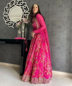 Moda pesada Faux Georgette bordado secuencia trabajo Lehenga Choli con Dupatta boda desgaste mejor precio Ropa Étnica Shalwar Kameez - Product Image 4