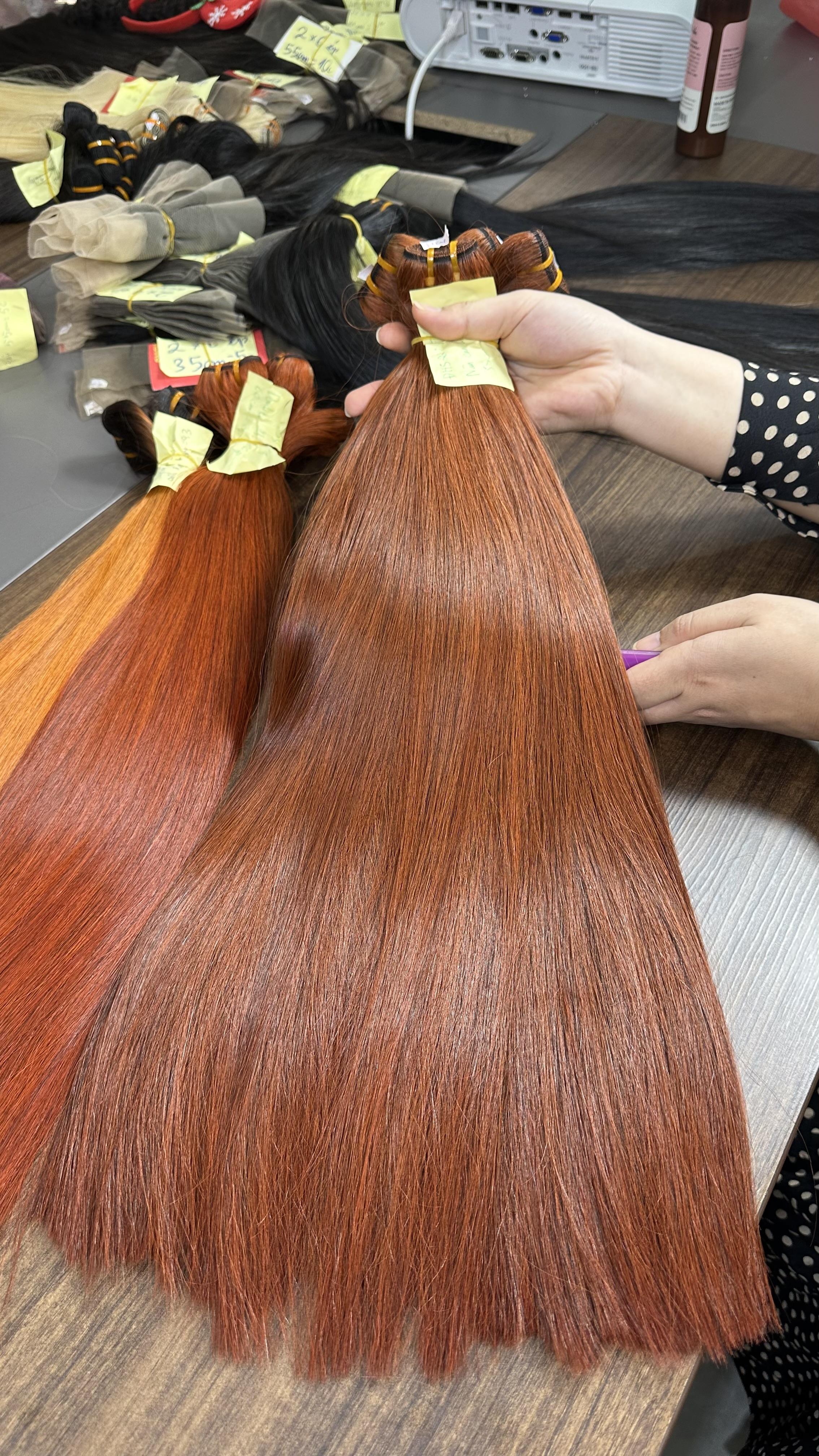 สีน้ำตาล