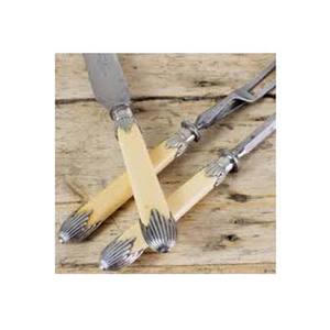 Juego de cubiertos de cocina pulidos de plata sostenible con mango de hueso Mango de tapa de diseño en relieve antiguo de plata - Product Image 1