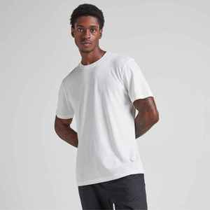 Ensemble de t-shirt et pantalon de base pour hommes de haute qualité Logo personnalisé Tissu en coton doux respirant T-shirt à manches courtes avec bas assortis - Product Image 4