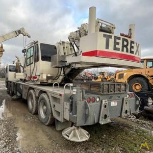 Grúa Hidráulica Terex T 560-1 con Pluma Telescópica, Capacidad de Carga de 5-30 Toneladas, Motor FPT, Nueva y Usada, para Construcción - Product Image 1