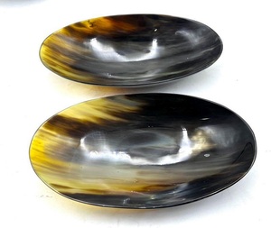 Cuenco Tradicional de Cuerno de Búfalo Natural con Diseño Brillante y Forma Redonda, Incluye Cuchara de Cuerno Estilo Ángel - Product Image 4