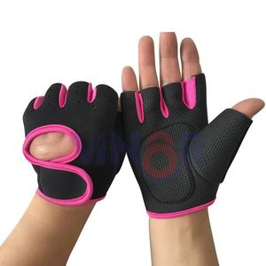 Customized Label Leather Rubber Unisex Weight Lifting Half Four <b>Finger</b> <b>Gloves</b> Non-Slip Protection for Gym Fitness Exercise - Product Image 2