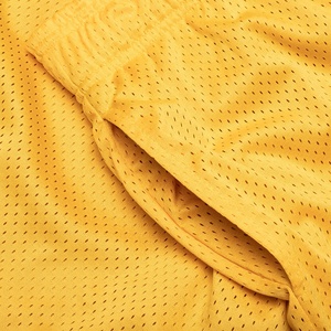 Shorts en maille de couleur unie anti-rides de nouvelle conception pour hommes, de qualité supérieure, séchage rapide, shorts en maille pour hommes pour un usage décontracté - Product Image 3