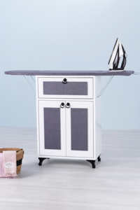Planche à repasser pliante/armoire à repasser – Cadre blanc, tissu à motifs anthracite - Product Image 1