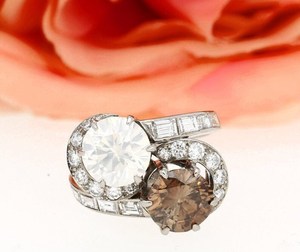 Twisted Halo Band Toi Moi Ring Original marrón y blanco corte redondo Moissanite Promise Ring 925 Plata boda fiesta regalo amantes - Product Image 4