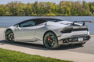 (L&A) Lamborghini Huracán LP 580-2 Spyder Usado del 2017 - Product Image 2