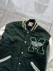 Chaqueta Universitaria Vintage de Invierno con Mangas de Seda y Logotipo Personalizado de Último Diseño para Hombre, Venta al por Mayor - Product Image 2