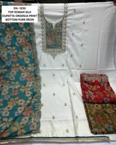 Costumes indiens de créateur modernes non cousus brodés à la main pour femmes pour les fêtes de style traditionnel - Product Image 2