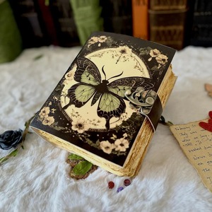 Gran libro de hechizos en blanco de las sombras, diario de mariposas, suministros de brujería, decoración de polillas y regalo de mariposa Morpho para él, su DND - Product Image 3