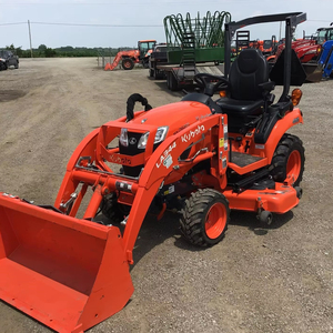 Tracteur compact à roues BX2680 25HP à transmission par engrenages, garantie 4 ans, excellent choix pour les travaux de pelouse variés, performance et durabilité garanties. - Product Image 1