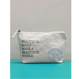 Bolsas de maquillaje cosméticas de lona de algodón personalizadas para mujer bolsas con cremallera y logotipo personalizado organizador de artículos de tocador de viaje al por mayor - Product Image 1