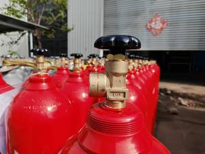 Cilindro de Gas Hidrógeno H2 de Acero sin Costuras de Alta Presión ISO9809 de 47L 150 bar 5.4 mm con Válvula y Tapa - Product Image 3