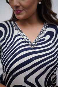 Elegante conjunto étnico Kurti de algodón bordado conjunto completo para uso diario y de fiesta vestido tradicional al mejor precio - Product Image 3