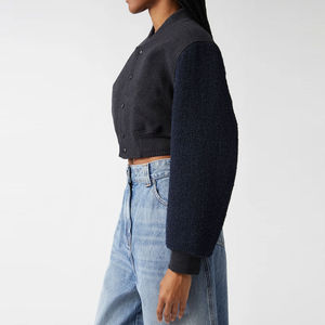 Veste universitaire en laine respirante personnalisée 100% pour femmes avec rembourrage en coton et fermeture personnalisée en tissu de toile - Product Image 6