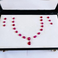 Seltener Qualitäts-Naturrubin in Ovaler Cabochon-Schliffform, Loser Edelstein für Handgefertigten Schmuck, IGI-Zertifiziert, Rote Farbe, 54,50 Karat, Großhandel