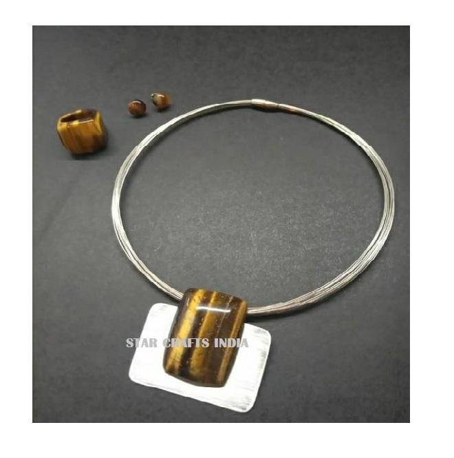 ตามที่แสดง