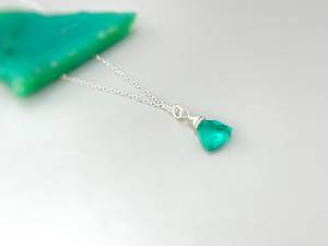 Collier en argent sterling 925 massif fait main avec pierres précieuses vertes émeraude, magnifique bijou en quartz vert, cadeau pour la mariée - Product Image 2
